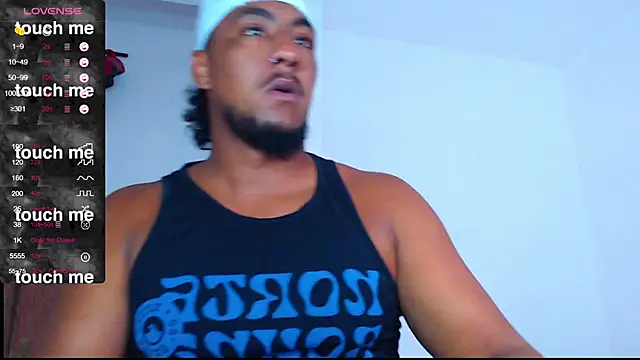 Snapshot of yosoy_enzo2020 chatting on March 16, 12:00 pm yosoy enzo2020 online show from March 16, 12:00 pm