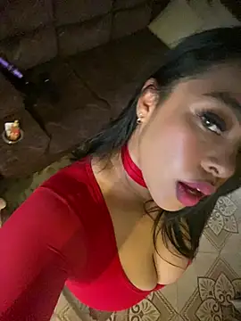 Snapshot of PUSHYLATE chatting on April 15, 6:04 pm PUSHYLATE online show from April 15, 6:04 pm