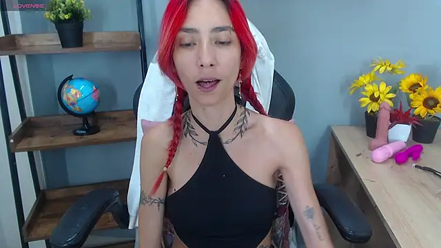 Erika Stevens online show from May 8, 3:17 pm