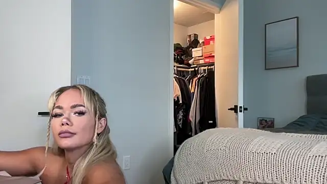 ElenaErickson online show from June 15, 7:38 pm