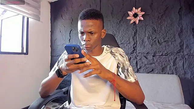 JacksonMuller  online show from November 25, 1:11 pm