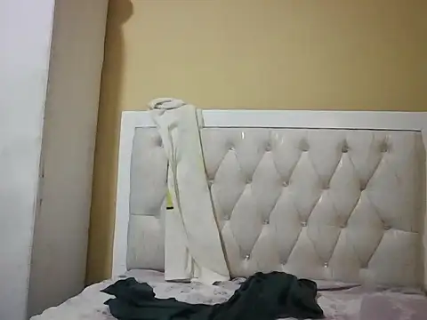 just nala online show from February 11, 5:18 pm