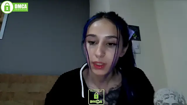 dakota senju online show from January 1, 12:11 am