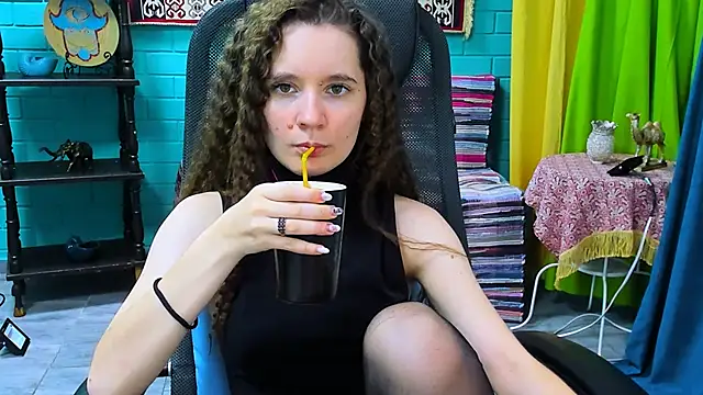 Snapshot of Miss_Barbara_ chatting on March 10, 9:53 am Miss Barbara online show from March 10, 9:53 am