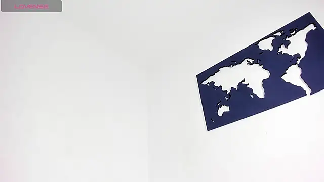 Snapshot of CurvyViolet chatting on December 7, 11:51 am CurvyViolet online show from December 7, 11:51 am