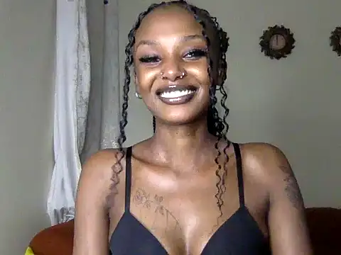 Snapshot of mavelous_mia chatting on May 27, 8:50 pm mavelous mia online show from May 27, 8:50 pm