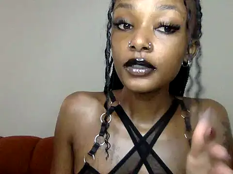 Snapshot of mavelous_mia chatting on June 15, 7:54 am mavelous mia online show from June 15, 7:54 am