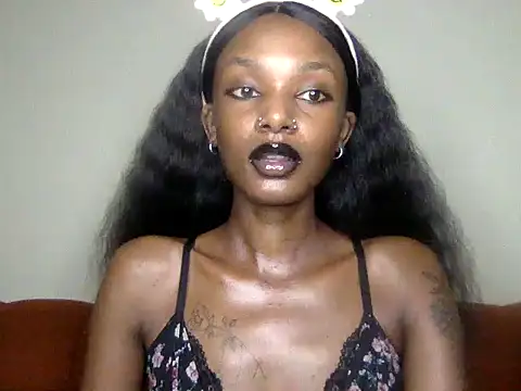 Snapshot of mavelous_mia chatting on June 27, 1:10 am mavelous mia online show from June 27, 1:10 am