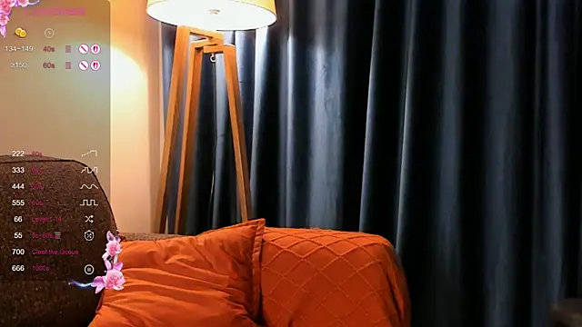 SarahCarrter online show from February 18, 6:47 pm