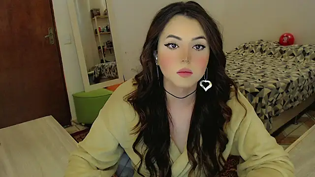 Sophie Fantasys online show from July 7, 4:11 pm