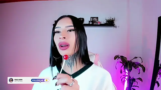 Snapshot of kali_ka_ chatting on October 23, 9:24 pm kali ka online show from October 23, 9:24 pm