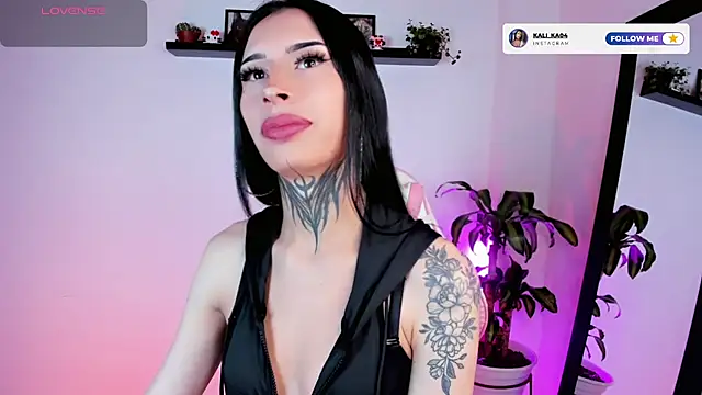 Snapshot of kali_ka_ chatting on November 8, 5:56 pm kali ka online show from November 8, 5:56 pm