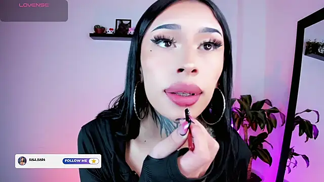 Snapshot of kali_ka_ chatting on November 16, 6:13 pm kali ka online show from November 16, 6:13 pm