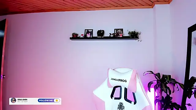 Snapshot of kali_ka_ chatting on November 29, 2:47 am kali ka online show from November 29, 2:47 am