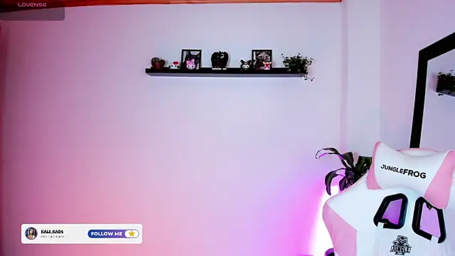 Snapshot of kali_ka_ chatting on December 1, 6:13 pm kali ka online show from December 1, 6:13 pm