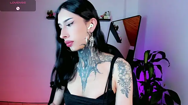 Snapshot of kali_ka_ chatting on June 7, 8:56 pm kali ka online show from June 7, 8:56 pm