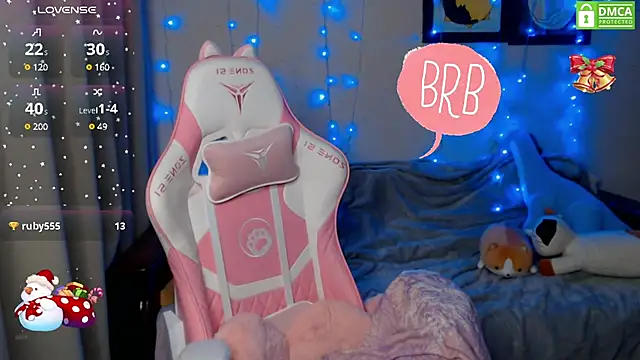 Snapshot of LeahGottty chatting on December 28, 5:57 pm LeahGottty online show from December 28, 5:57 pm