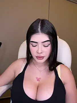 misslollipop04 online show from February 5, 7:35 am