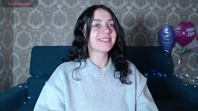 Louise Lavender online show from February 5, 4:27 am