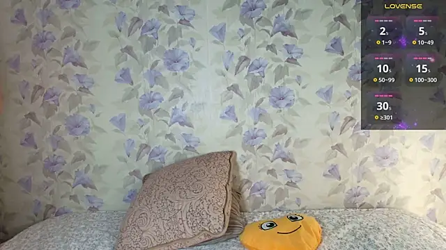 Louise Lavender online show from August 2, 5:06 am
