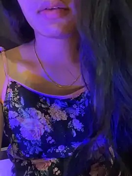 Sexy-Varsha online show from March 1, 2:02 pm