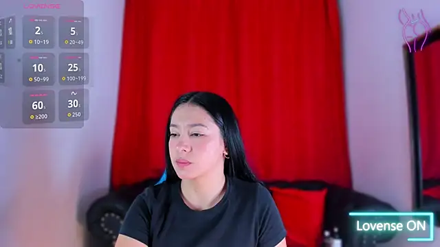 Lila Pinky online show from November 29, 12:30 pm