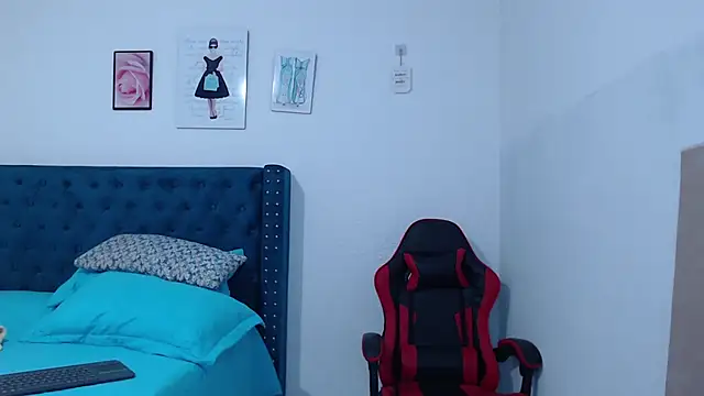 ClayrRosse online show from February 7, 10:24 pm