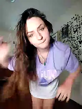 Snapshot of NaughtYHomemadE chatting on December 9, 11:58 am NaughtYHomemadE online show from December 9, 11:58 am
