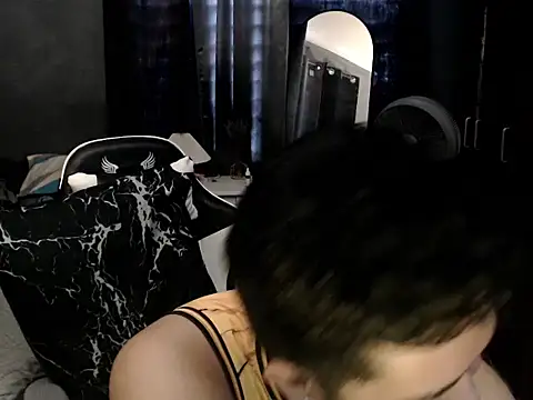 Snapshot of xgregor07 chatting on July 1, 2:24 am xgregor07 online show from July 1, 2:24 am