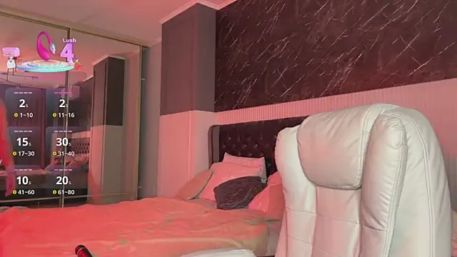 Snapshot of XtraHotX chatting on September 26, 12:03 am XtraHotX online show from September 26, 12:03 am