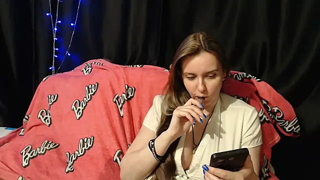 Snapshot of Milana69 chatting on May 5, 4:48 pm Milana69 online show from May 5, 4:48 pm