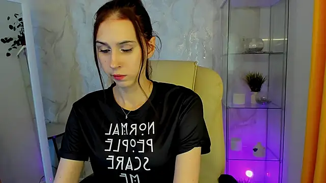 Snapshot of ArmiEri chatting on November 9, 6:39 pm ArmiEri online show from November 9, 6:39 pm