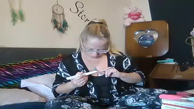 Toybox13 Pika online show from December 1, 9:31 pm