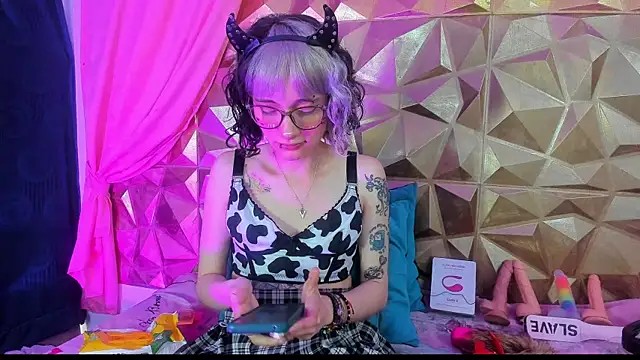 neeko princes online show from December 30, 3:35 pm