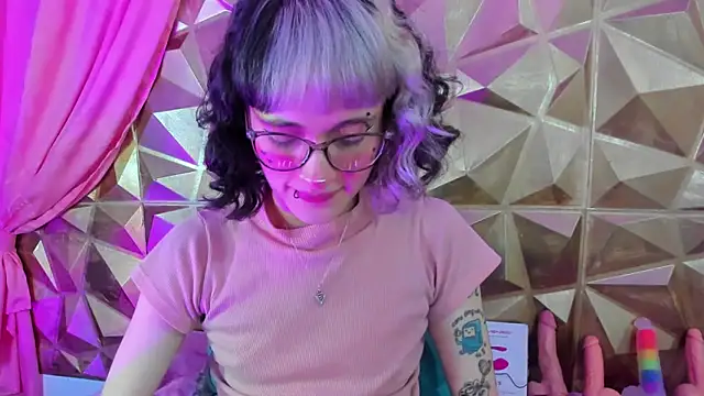 neeko princes online show from February 16, 3:27 pm