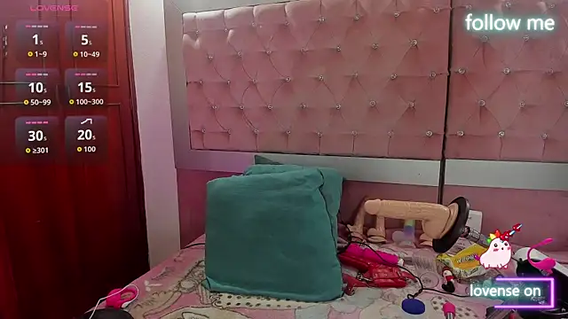 neeko princes online show from November 20, 12:16 pm