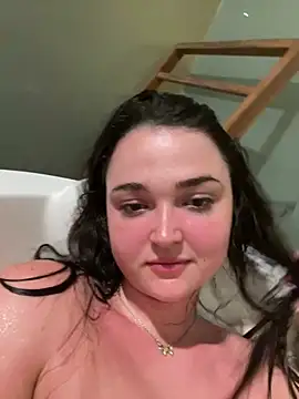 Snapshot of chunliklk chatting on January 9, 1:35 pm chunliklk online show from January 9, 1:35 pm