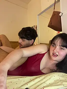 Snapshot of chunliklk chatting on December 15, 10:58 pm chunliklk online show from December 15, 10:58 pm