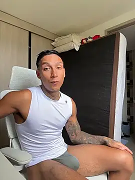 sendfer online show from June 1, 7:15 pm