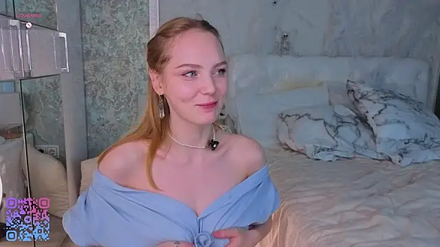 Snapshot of SoniaScott chatting on November 12, 2:56 am SoniaScott online show from November 12, 2:56 am