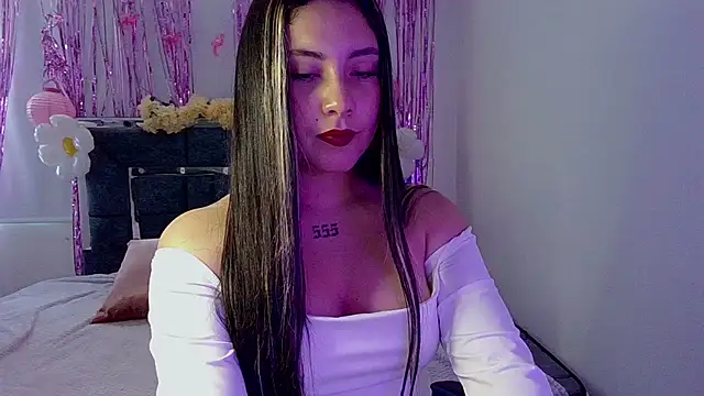 Lia 14  online show from October 8, 6:27 pm