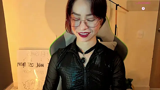 rosse 98  online show from May 7, 12:43 pm