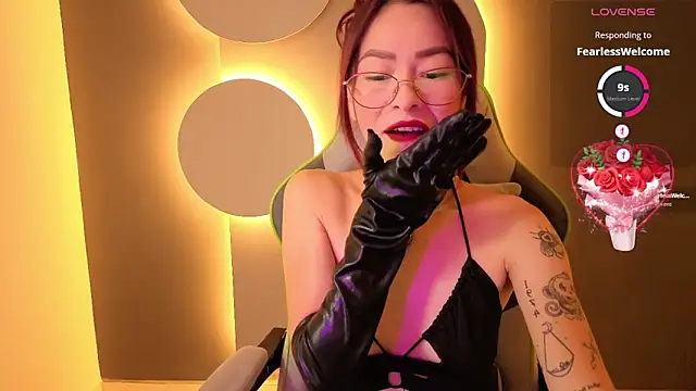 rosse 98  online show from May 8, 12:32 pm