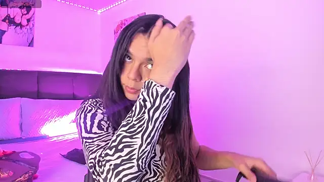 Megan Miles02 online show from November 12, 8:30 pm