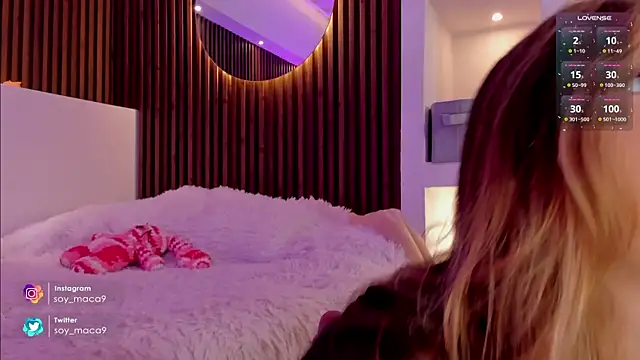 lilith gray9 online show from February 6, 9:11 am