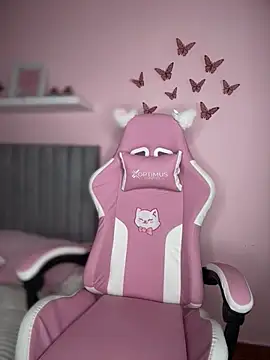 Emily cooper20 online show from November 23, 3:01 pm