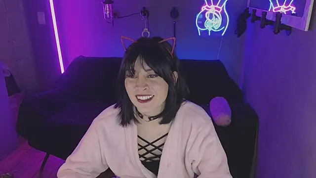 isis diosa online show from January 15, 11:51 pm