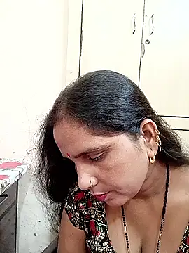 reemacouple007 online show from September 20, 7:20 am