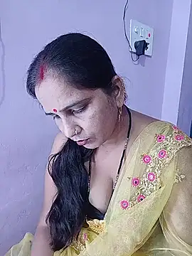 reemacouple007 online show from June 16, 9:34 am