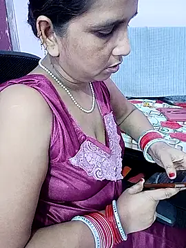 reemacouple007 online show from July 14, 6:02 pm